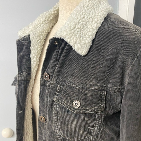 VINTAGE CHORE JACKET DARK BROWN/GREEN CORDUROY WITH WARM WOOL LINING - Picture 6 of 16